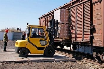 Стоимость вагонных перевозок грузов в Долгопрудном